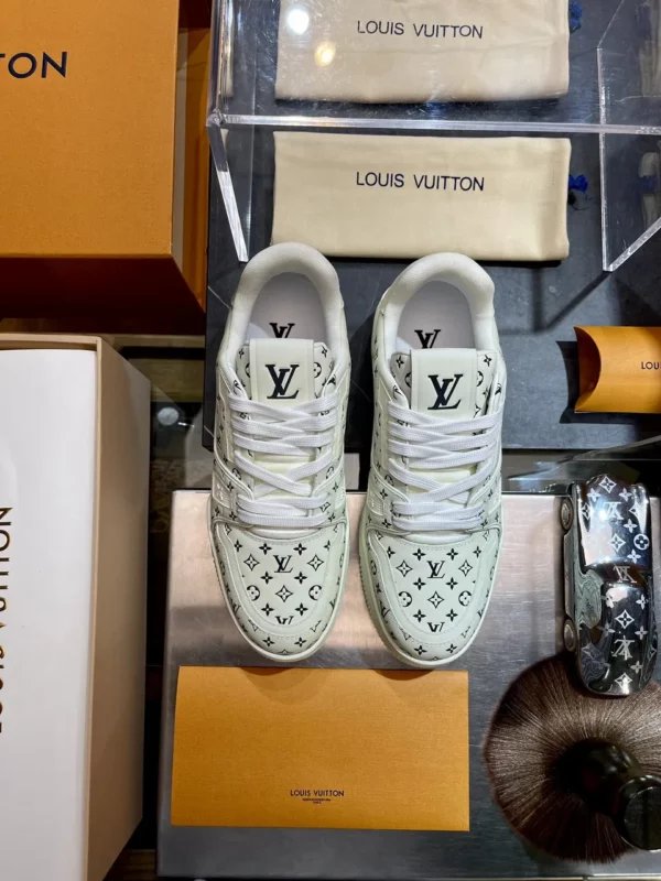 Louis Vuitton shoes - louis vuitton replica shoes