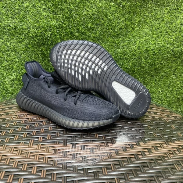 Yeezy shoes - Reps shoes