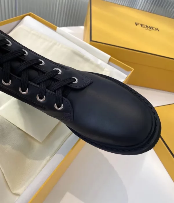 Fendi shoes - Replica shoes