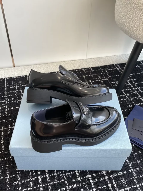 Prada shoes - Replica shoes