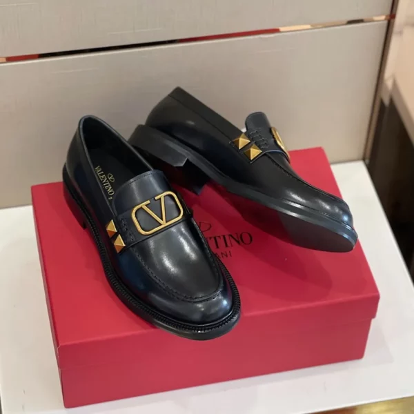 Valentino shoes - rep shoes