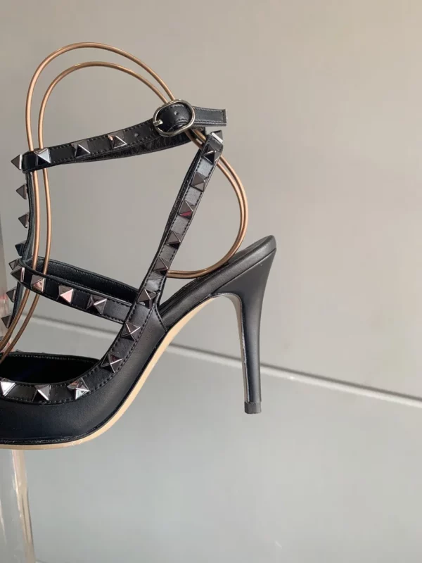 Valentino shoes - Replica shoes