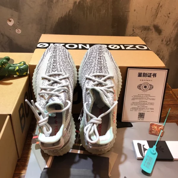 Yeezy shoes - rep shoes