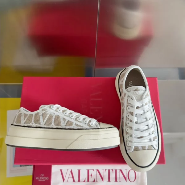 Valentino shoes - rep shoes