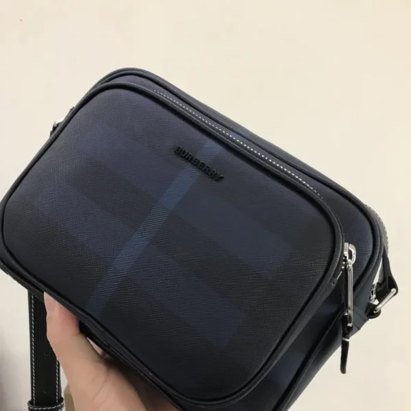 Burberry bag - rep bags