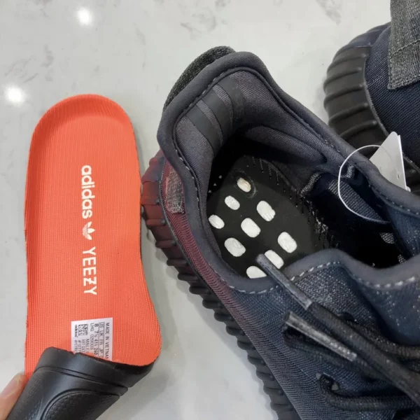 Yeezy shoes - rep shoes