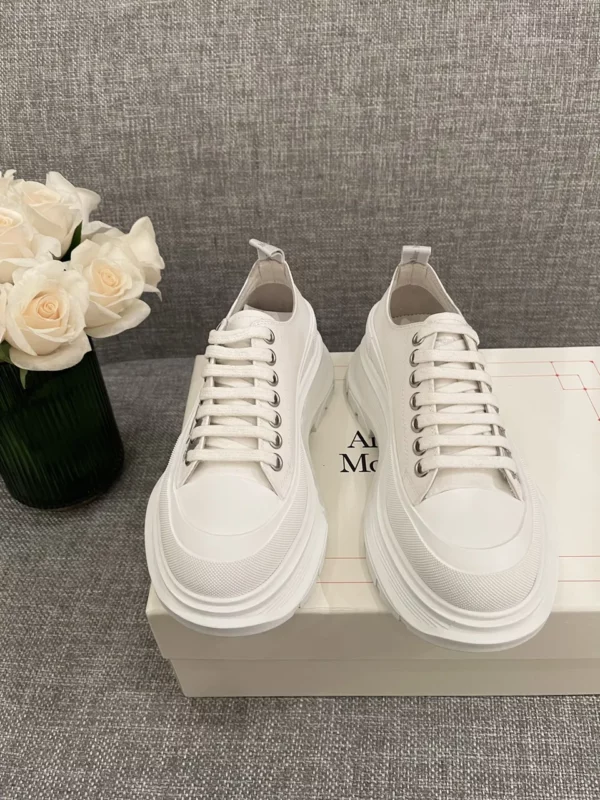 Alexander MCQueen shoes - Reps shoes