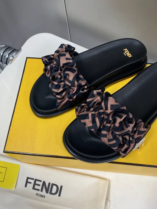 Fendi shoes - Replica shoes