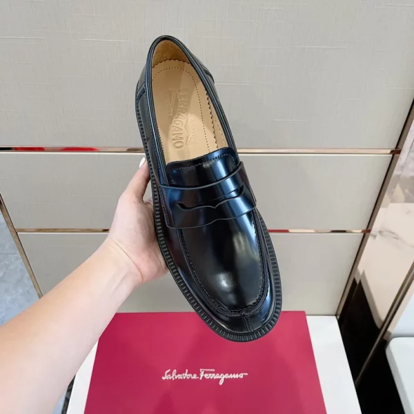 Ferragamo shoes - Replica shoes