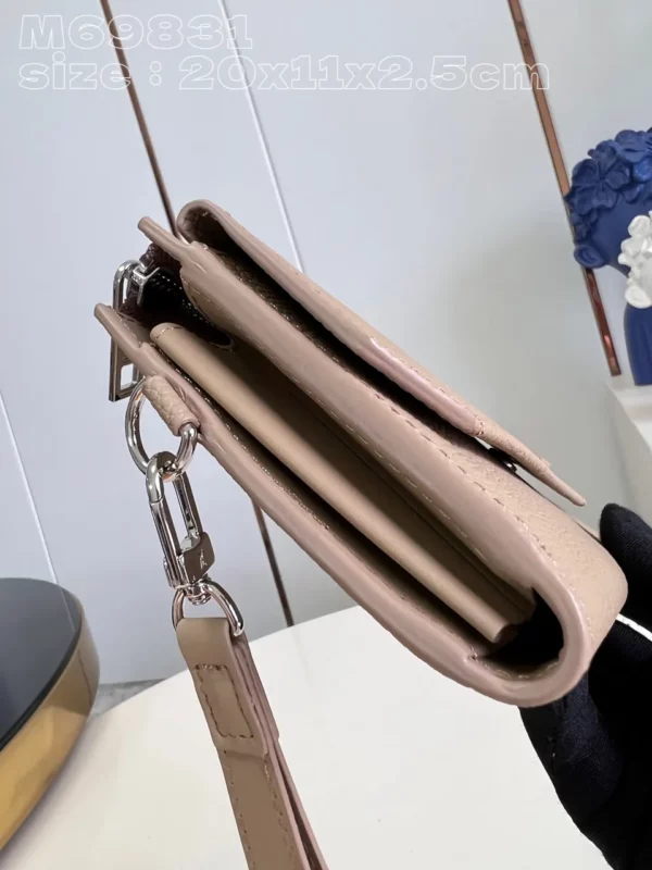 Louis Vuitton bag - louis vuitton replica bags