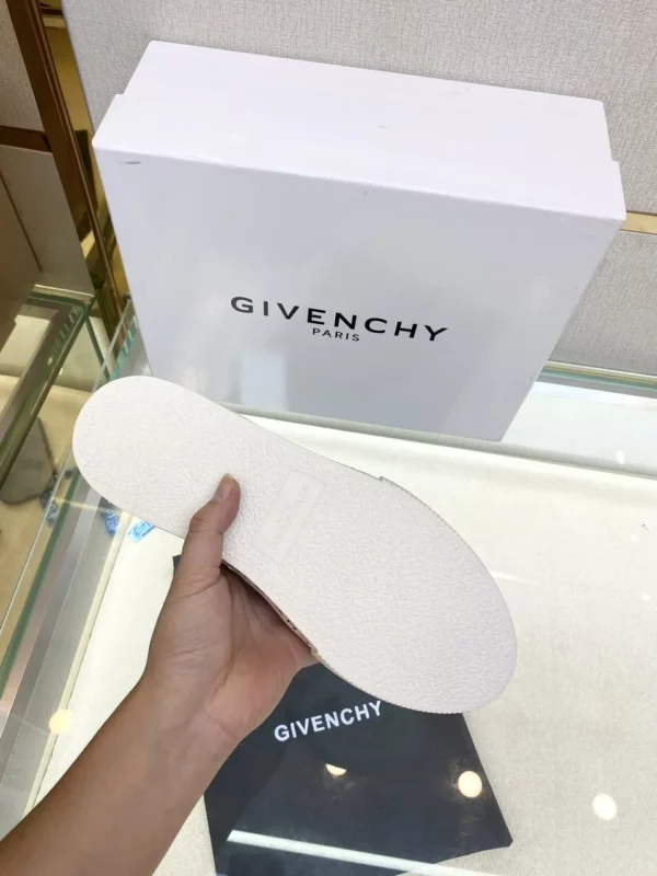 Givenchy shoes - Replica shoes