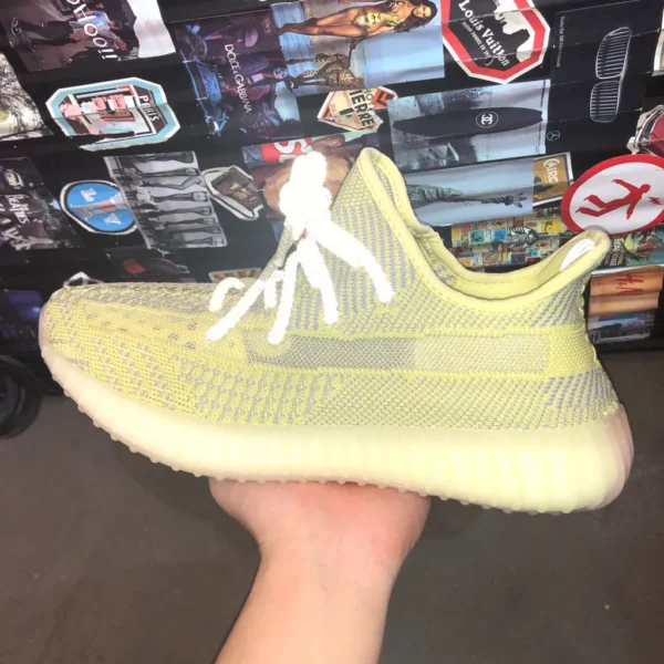 Yeezy shoes - Reps shoes