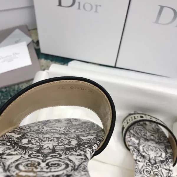 Dior shoes - rep shoes