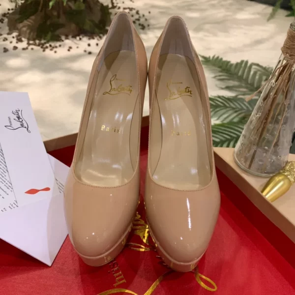 Christian Louboutin shoes - Replica shoes