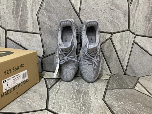 Yeezy shoes - rep shoes