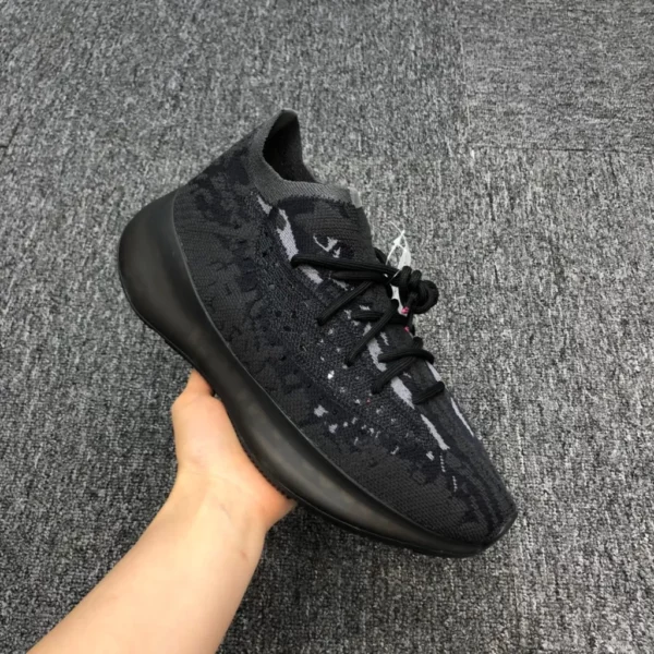 Yeezy shoes - rep shoes