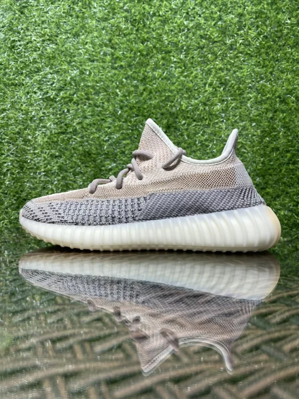 Yeezy shoes - Replica shoes