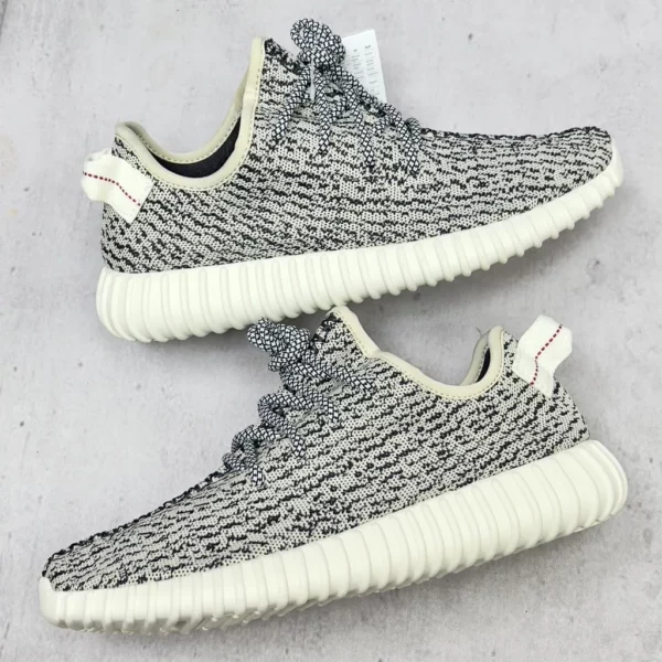 Yeezy shoes - rep shoes