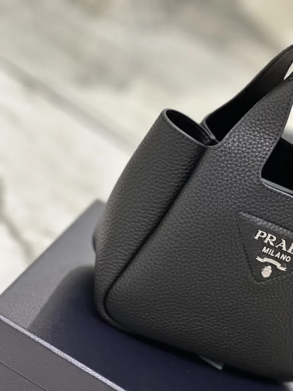 Prada bag - rep bags