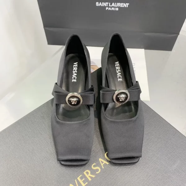 Versace shoes - Replica shoes