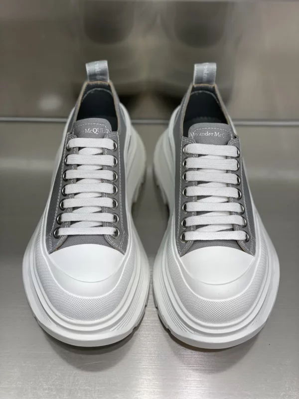 Alexander MCQueen shoes - rep shoes