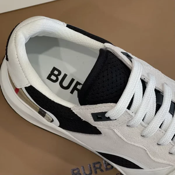 Burberry shoes - Reps shoes