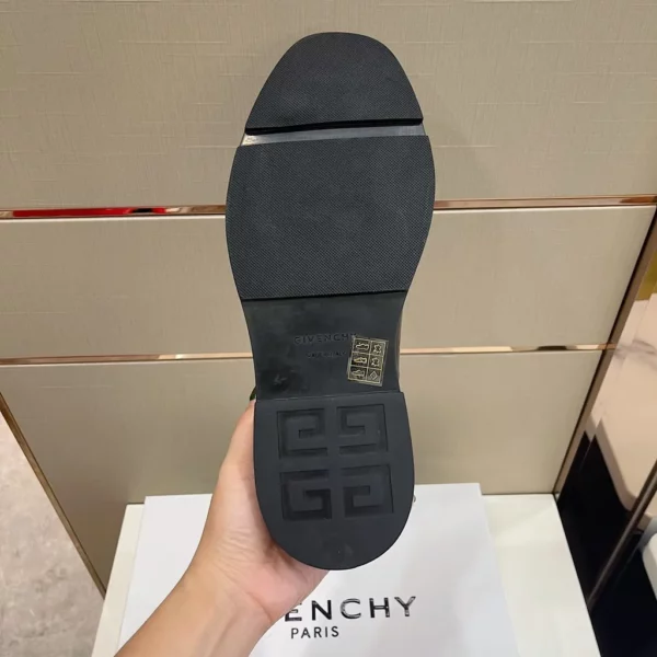 Givenchy shoes - Reps shoes