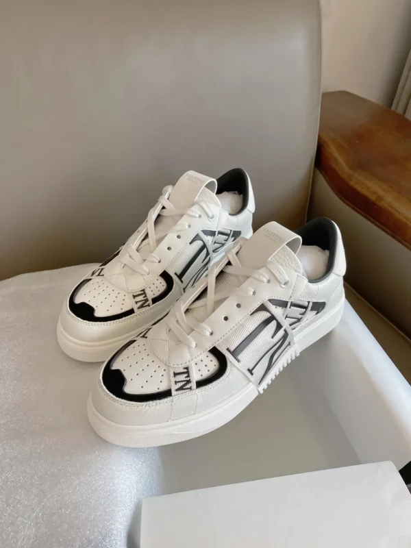 Valentino shoes - Reps shoes