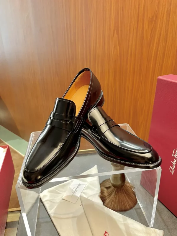 Ferragamo shoes - rep shoes