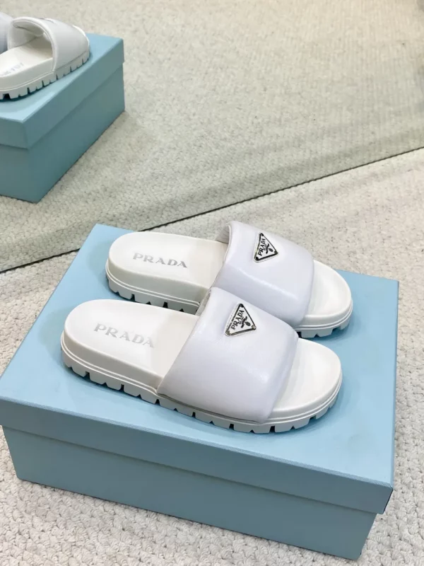 Prada shoes - Replica shoes