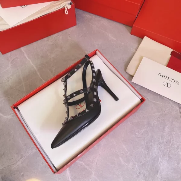 Valentino shoes - rep shoes