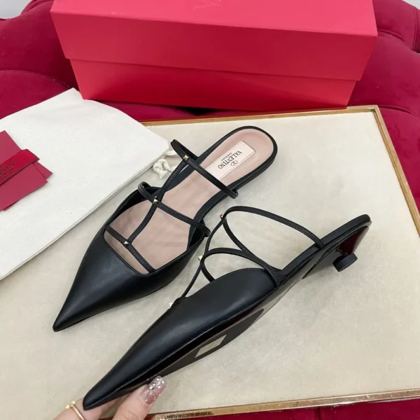 Valentino shoes - Reps shoes