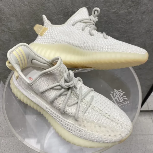 Yeezy shoes - Replica shoes