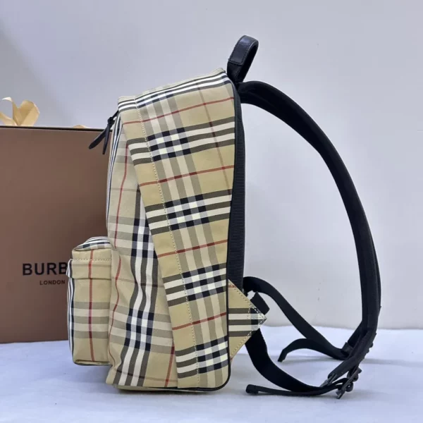 Burberry bag - rep bags