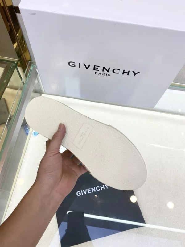 Givenchy shoes - rep shoes