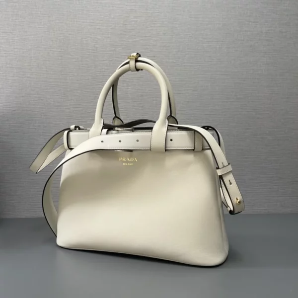 Prada bag - rep bags