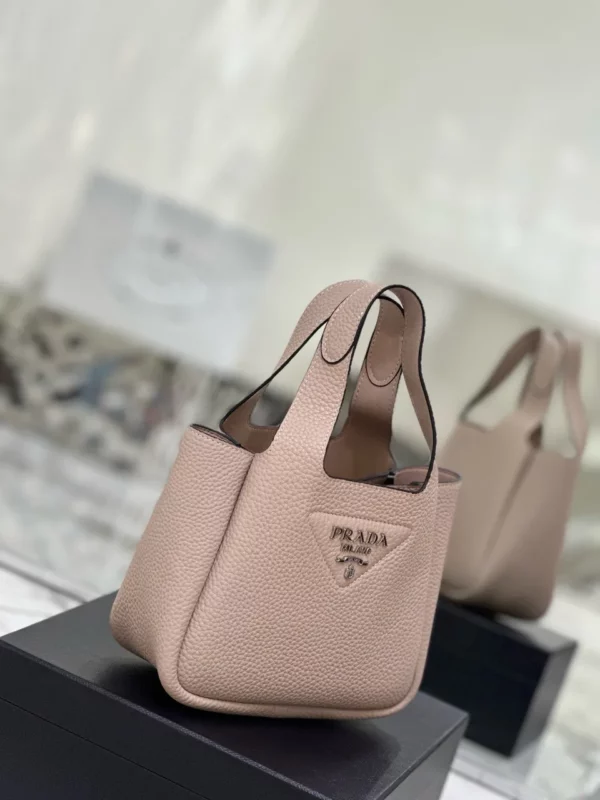 Prada bag - rep bags