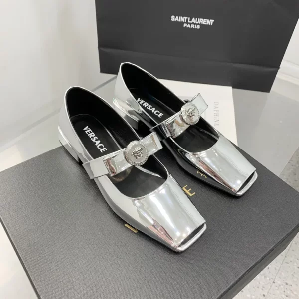 Versace shoes - Reps shoes