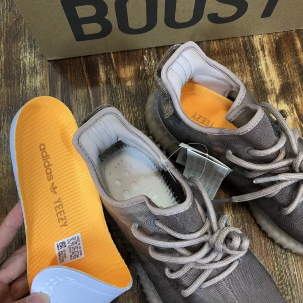 Yeezy shoes - rep shoes