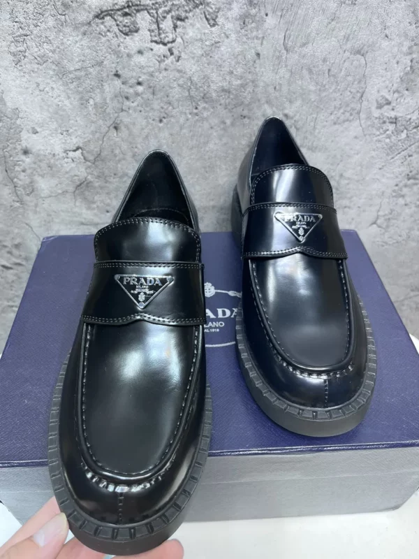 Prada shoes - Replica shoes