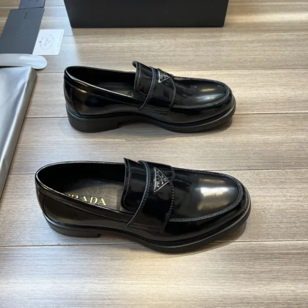 Prada shoes - Replica shoes