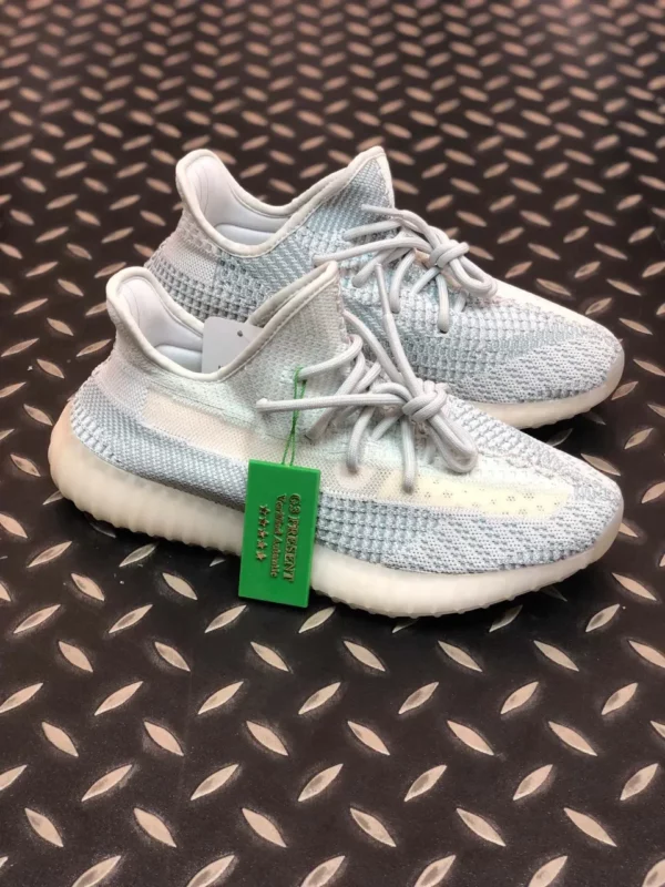 Yeezy shoes - rep shoes