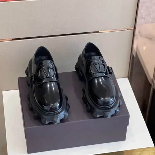 Valentino shoes - rep shoes