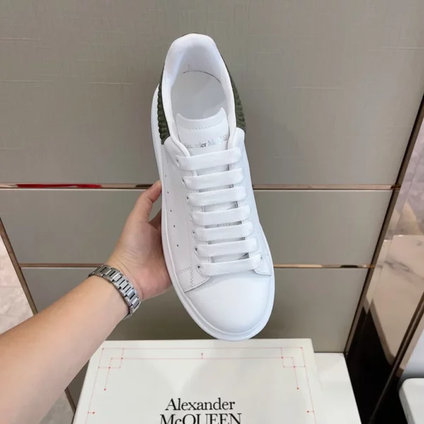 Alexander MCQueen shoes - Replica shoes