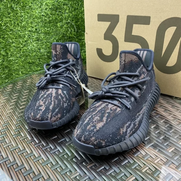 Yeezy shoes - rep shoes