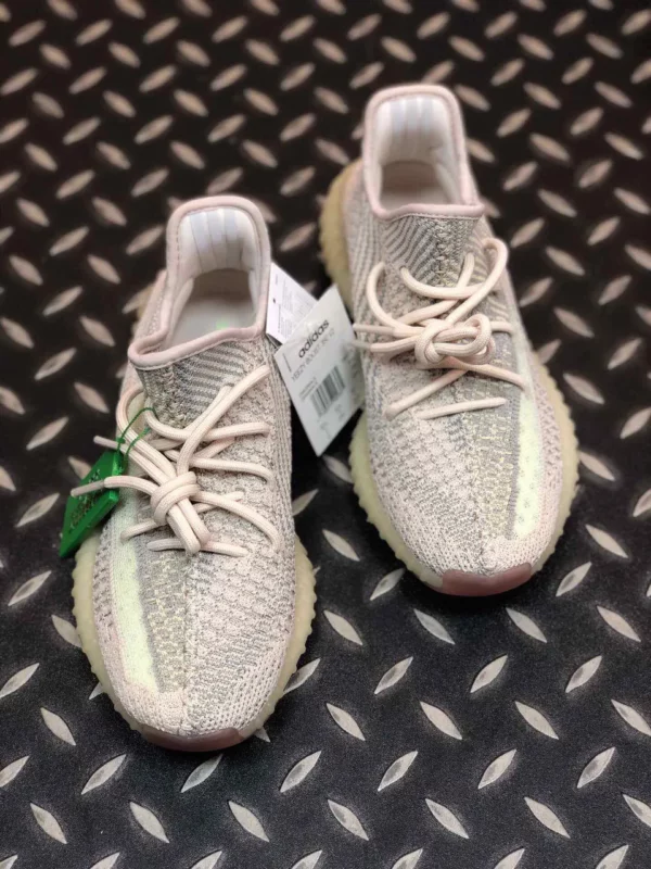 Yeezy shoes - Replica shoes