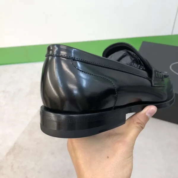 Prada shoes - Replica shoes