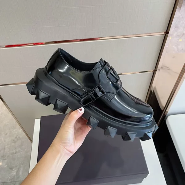 Valentino shoes - rep shoes