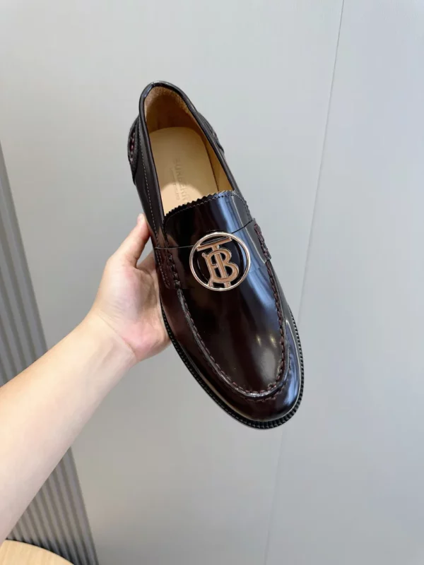 Burberry shoes - Reps shoes