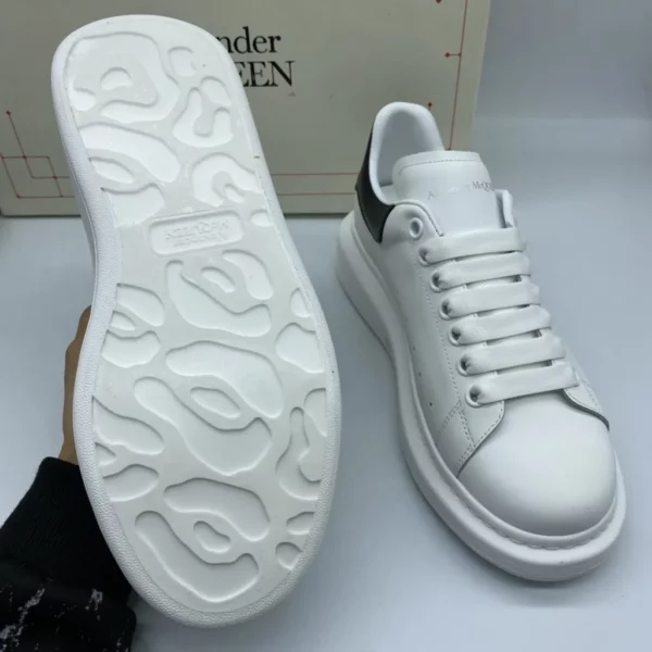 Alexander MCQueen shoes - rep shoes